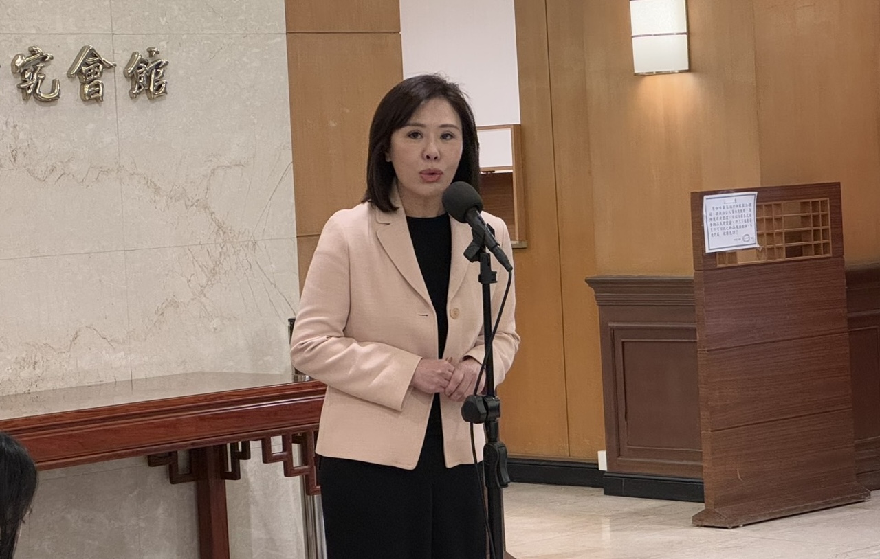 李彥秀指朝野喝咖啡氣氛融洽 韓國瑜笑稱要與柯建銘「多溝通」 252 李彥秀指朝野喝咖啡氣氛融洽 韓國瑜笑稱要與柯建銘「多溝通」 251