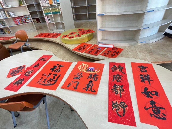 八德區公所揮毫迎春 6書法家送春聯增添年節喜氣 61 456 2