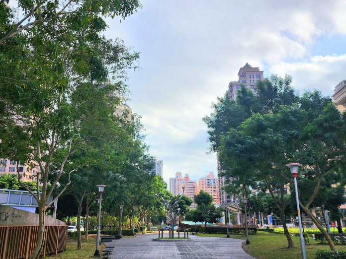 大和建築藝文特區總圖首發—「藏於城市璀璨的藝席之美」 70 2.藝文特區綠園步道 0 scaled