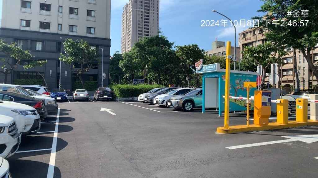 重整後的停車場空間更舒適，停車秩序也更良好