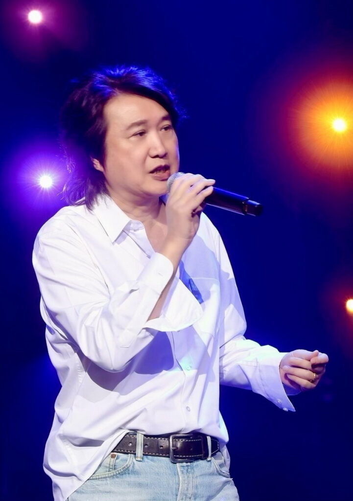 周治平辦演唱會繼續擔當「中年男子」
