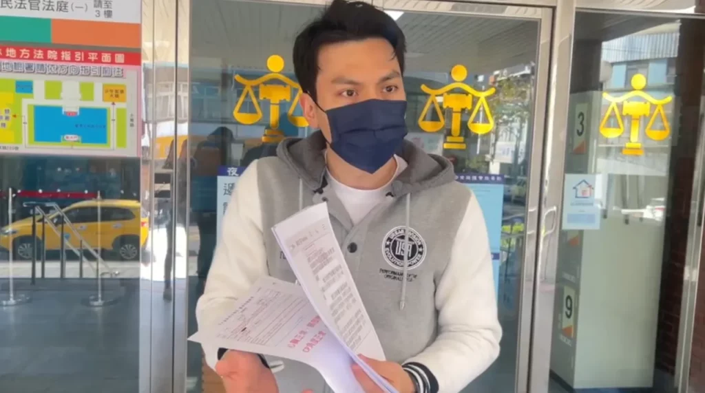 整復師「亞當老師」提出多項疑點(記者林志毅拍攝)