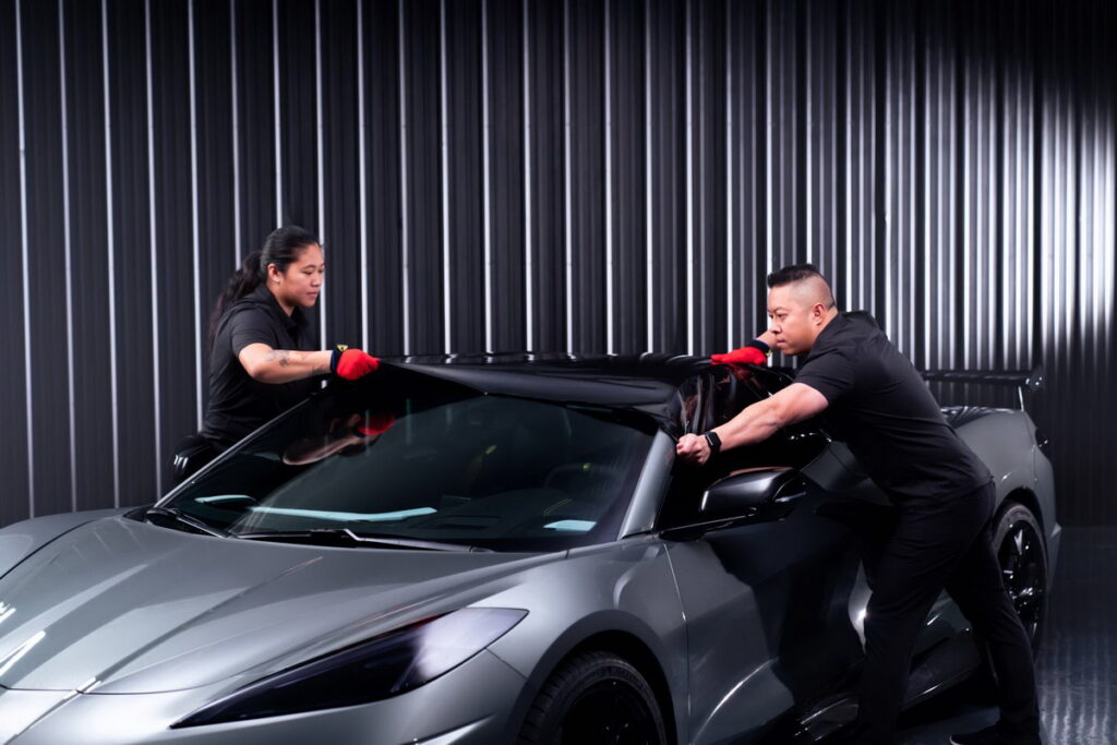 「3M™ 車身改色膜2080系列」採雙層鑄造式膠膜,推出全新8種花色,為愛車打造新車新氣象(3M提供)