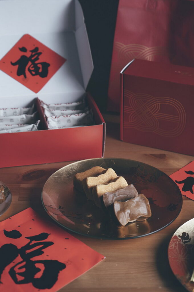 蝴蝶結雙福迎新春，蛇年送林弎山鳳梨酥及福結糕，好運旺旺來(圖片/品牌提供)
