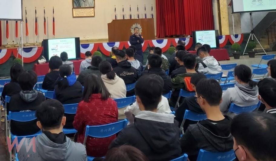 斗六警深入國軍宣導 春節交通安全與防詐雙管齊下 - https://www.watchmedia01.com