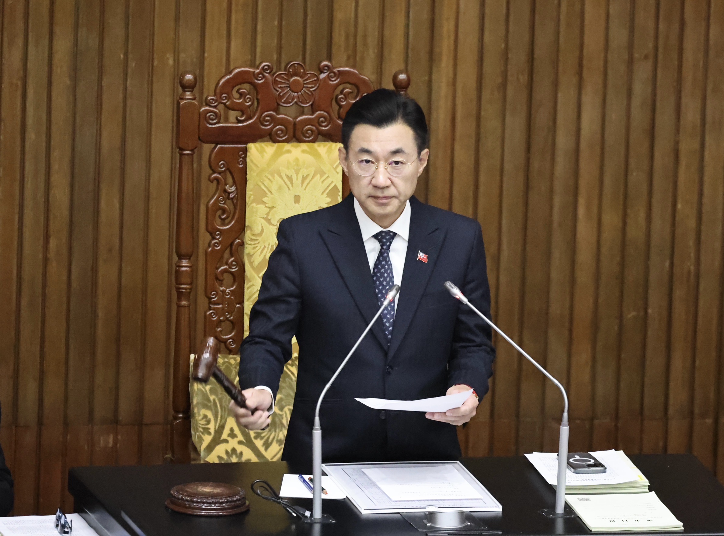 立法院副院長江啟臣21日裁示,經黨團協商後,自今年1月1日起,本院每一立法委員及各黨團公費助理之助理費增加3%。林啟弘攝