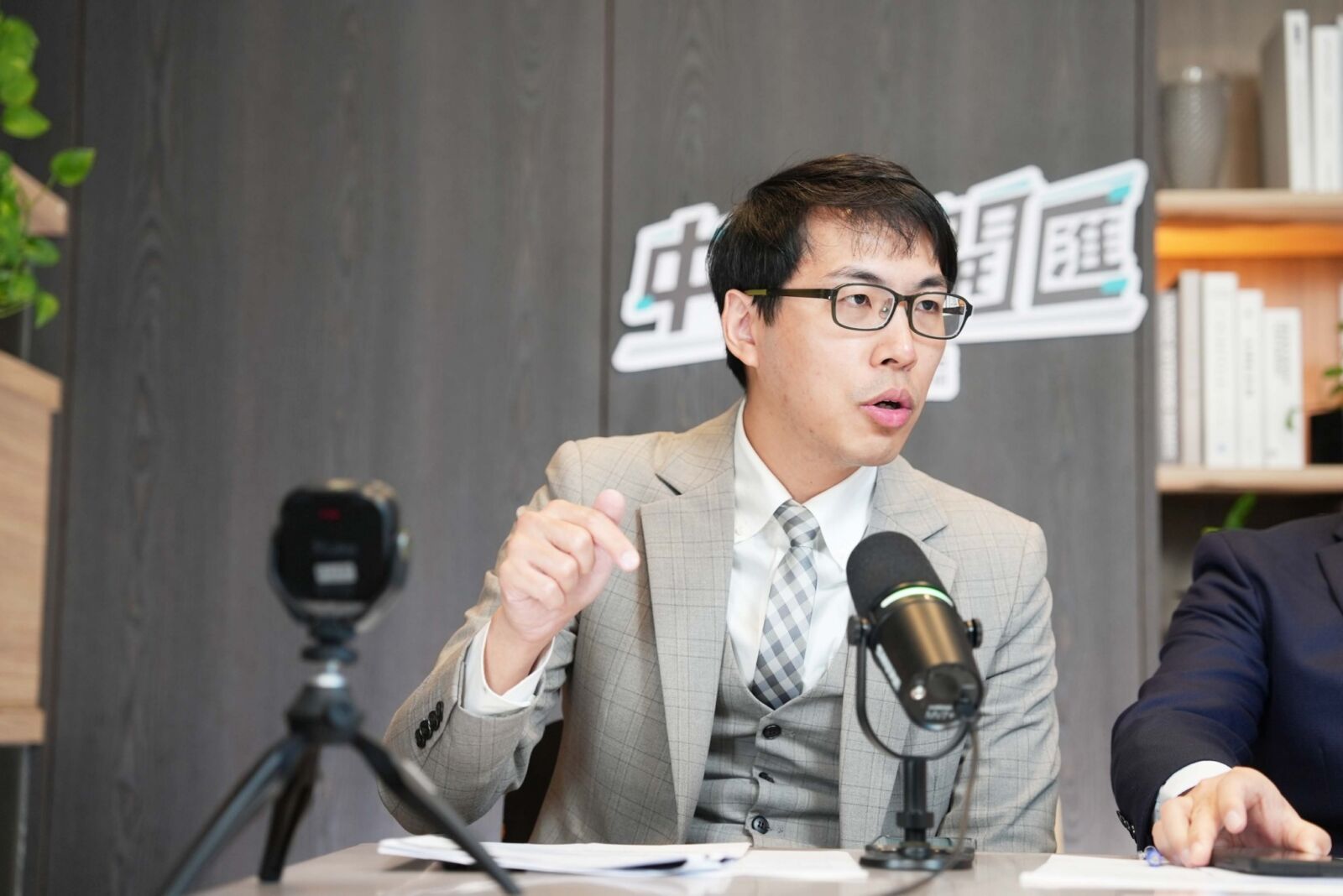 中午來開匯／柯文哲起訴書太多無關案情內容　 司改會江榮祥憂不公正 235