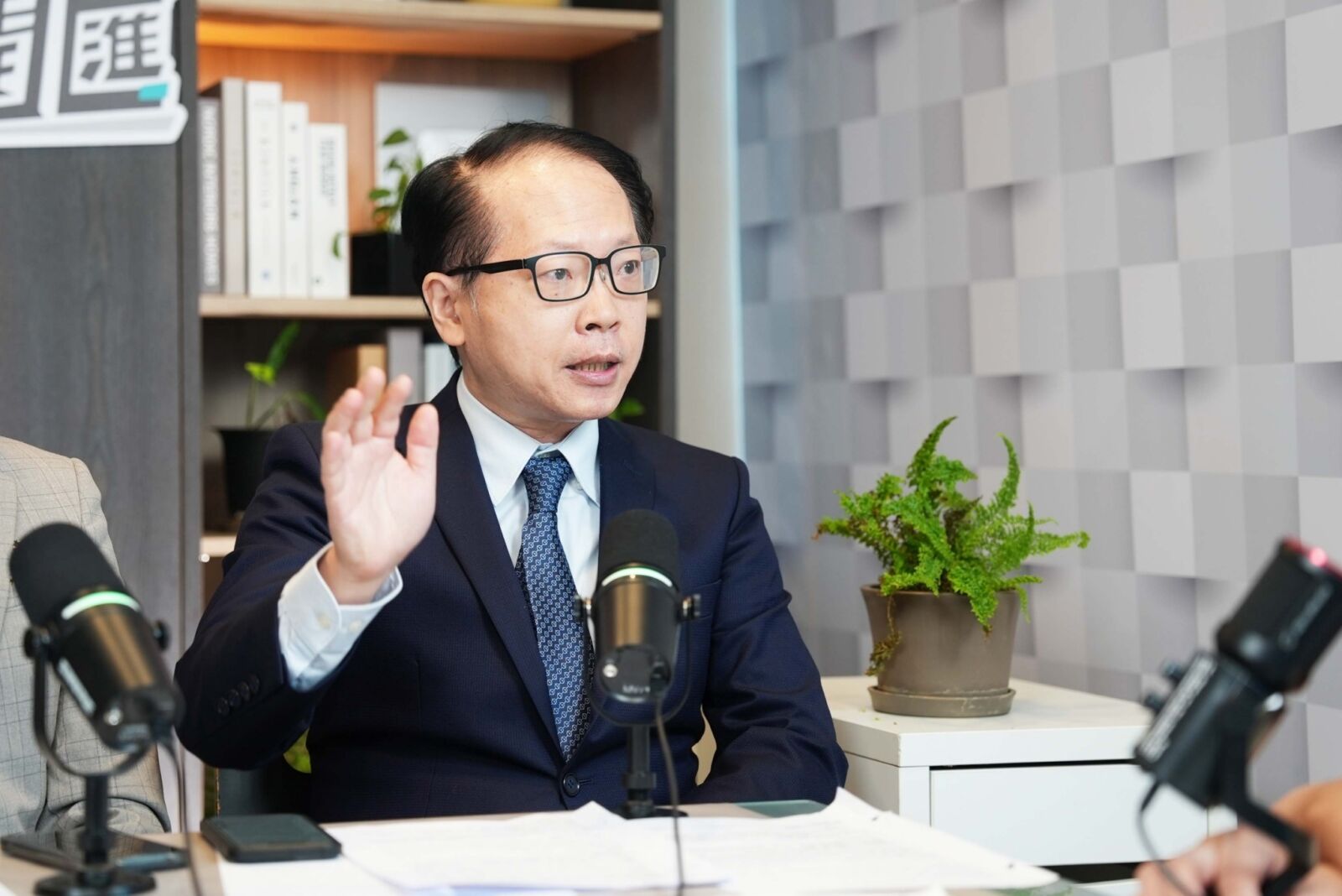 中午來開匯／稱檢廉辦柯文哲案偵查大公開　司改會江榮祥點名法務部責無旁貸 231