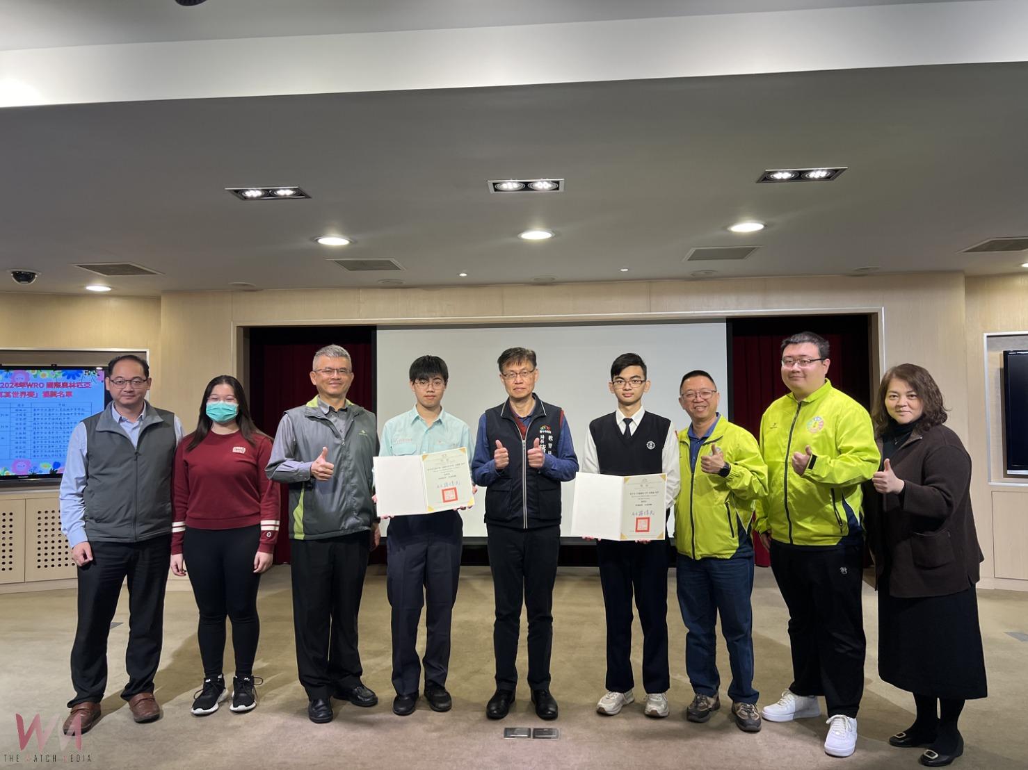 中市學子勇奪WRO 國際奧林匹亞機器人賽大獎 教育局表揚11位獲獎學生 - https://www.watchmedia01.com