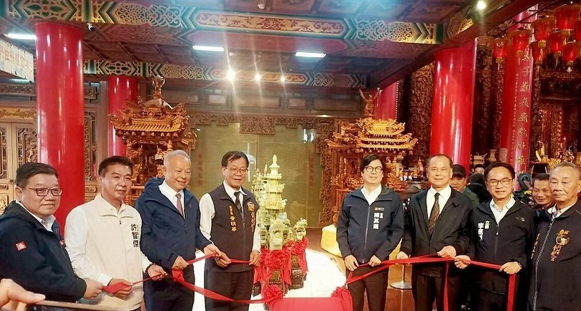 金獅湖保安再添「九龍玉石龍船獻祥瑞」奇觀  陳其邁見證玉船啟航