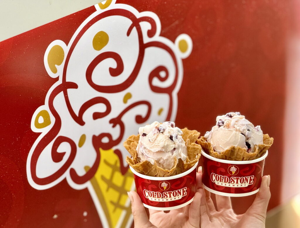 冬季最讓人期待的「雙莓樂園冰淇淋」終於回歸!COLD STONE複合店今年推出全新升級版本。