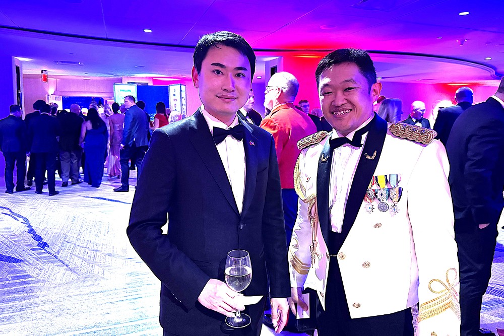 出席美國退伍軍團協會晚會 陳冠廷:互助網路綿密值得借鏡 212 出席美國退伍軍團協會晚會 陳冠廷:互助網路綿密值得借鏡 211