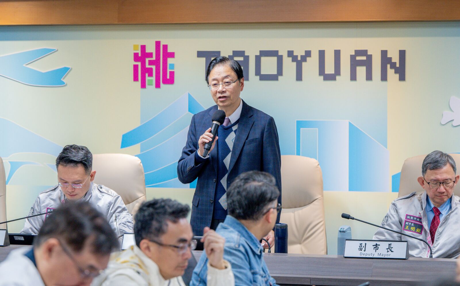 張善政表現佳衝上6都第2 學者點出關鍵:不亂噴政治口水 216 張善政表現佳衝上6都第2 學者點出關鍵:不亂噴政治口水 215