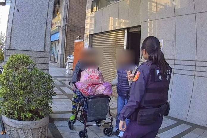 高齡婦寒冬中迷途 蘆竹警暖心助返家 60 564159