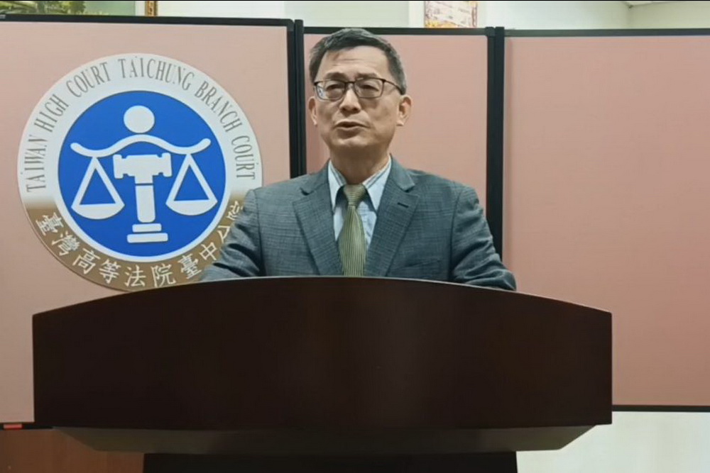5億高中生案宣判 夏男偽文判刑1年6月確定將入獄 228 5億高中生案宣判 夏男偽文判刑1年6月確定將入獄 227