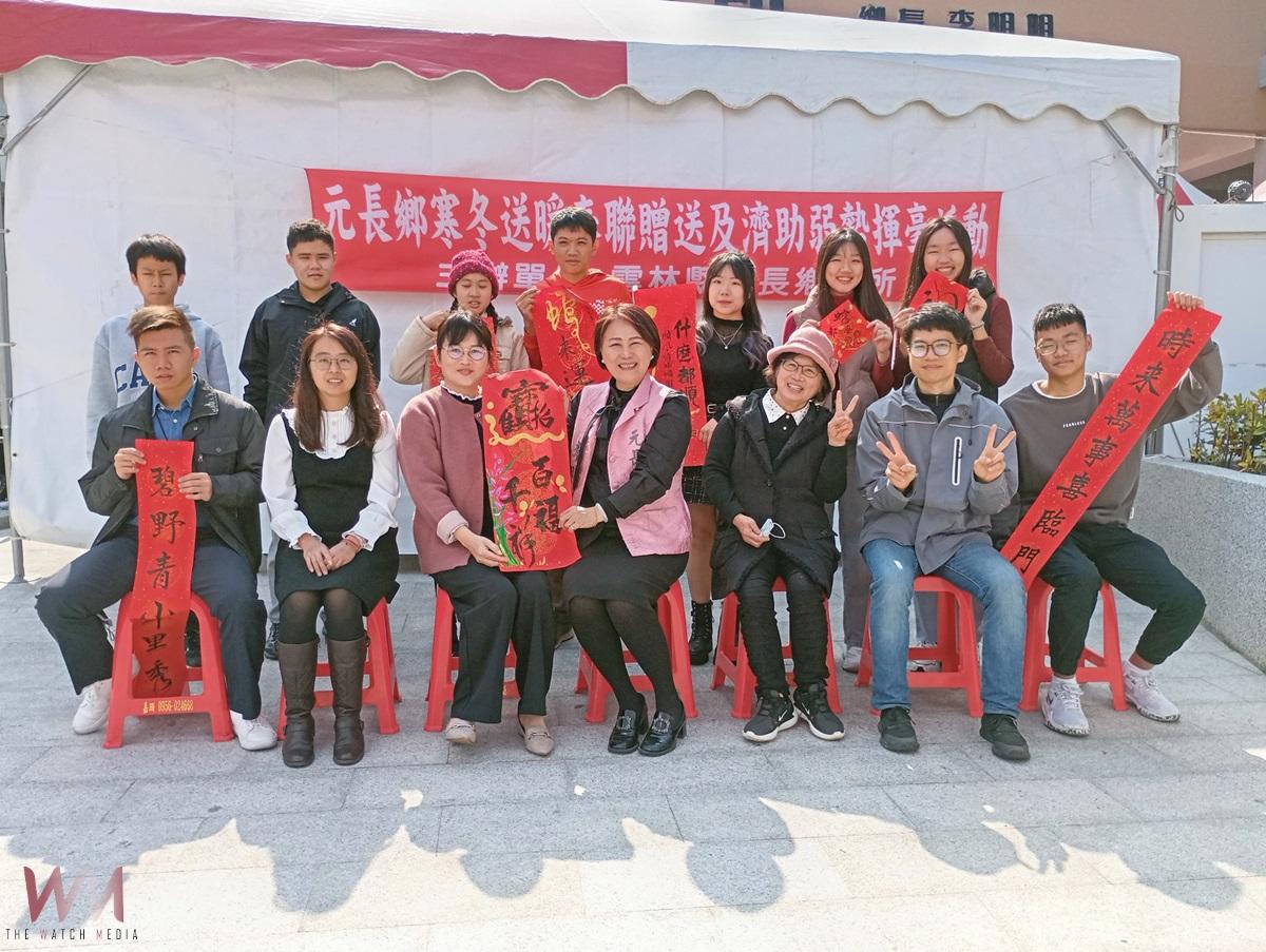 （有影片）／元長鄉公所揮毫贈春聯 傳遞濃濃年味與祝福