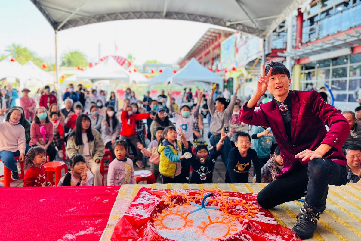 桃園市客家文化館「蛇舞迎新春 客庄過好年」新春活動。(示意圖)