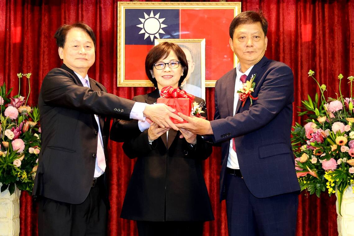 南投草屯鎮第19屆補選鎮長簡賜勝宣誓就職