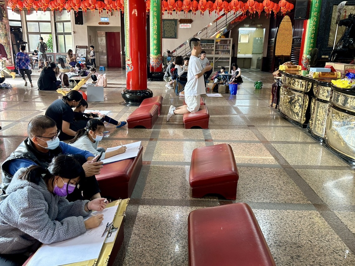 漾新聞 | 廟堂變畫堂!鎮南宮寫生活動匯聚66校藝術能量