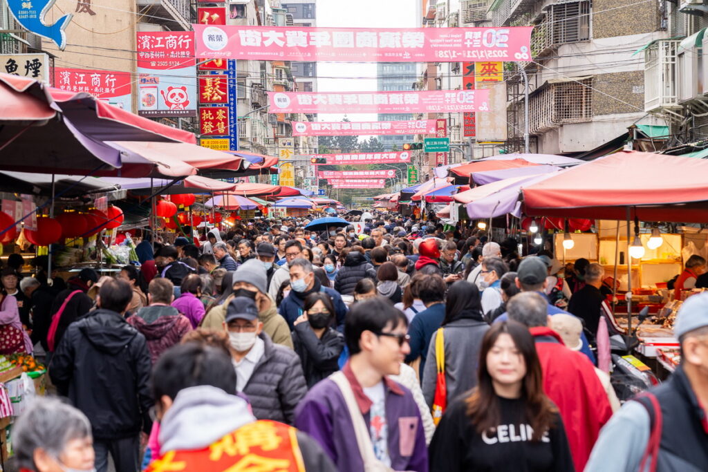 榮濱年貨大街於1月21日起至1月29日熱鬧展開