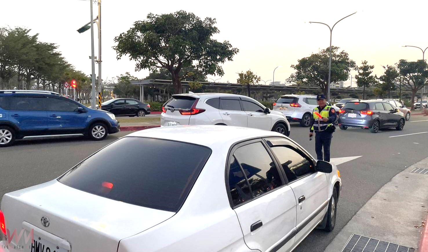 春節返鄉潮將至! 虎警全力疏導高鐵雲林站車流,讓旅客安心過好年 - https://www.watchmedia01.com