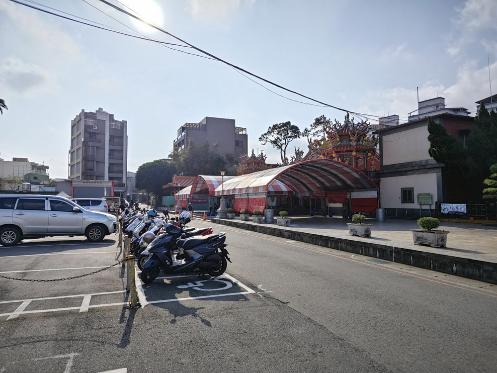 桃園平鎮褒忠祠義民廟春節祈福信眾人潮多 警方規劃交通管制 - https://www.watchmedia01.com
