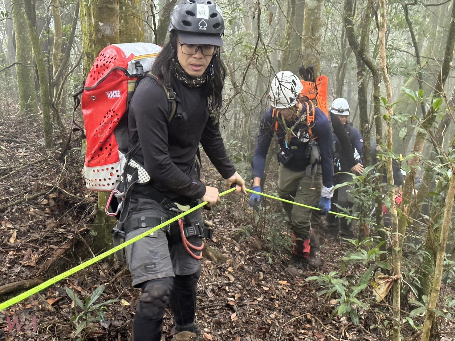 直擊/高雄市茂林多納林道濕冷路滑 山友失蹤案!高屏兩地警義消、民力團體聯手救援 - https://www.watchmedia01.com