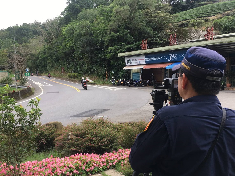 北宜公路防飆不打烊 遏止競速危險駕駛警加強蒐證 273 cnews204250130a04