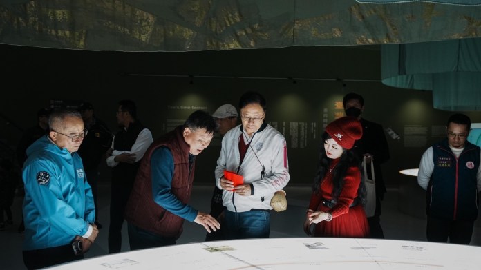 張善政走訪客家茶文化館 體驗採摘沖泡推廣在地特色 60 20250201192812004