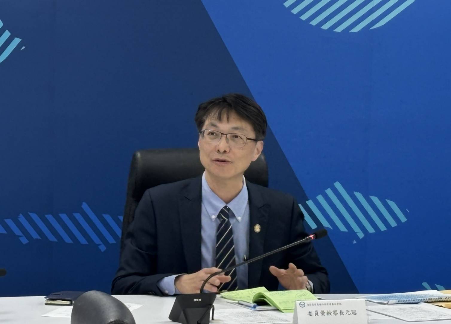 挺海洋保育 雄檢檢察長黃元冠分享生態保育與執法 挺海洋保育 雄檢檢察長黃元冠分享生態保育與執法