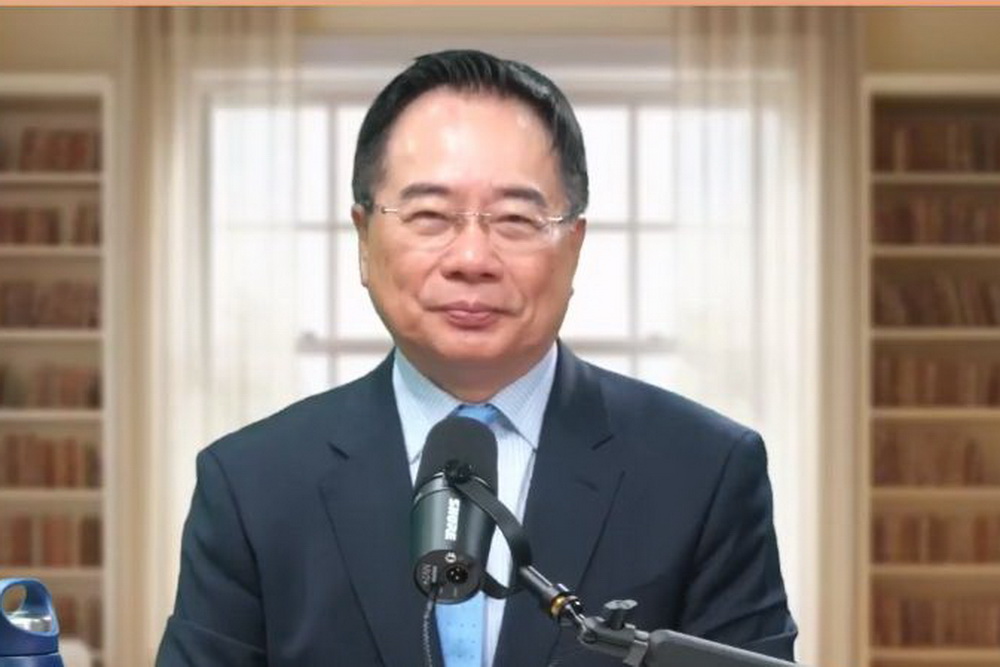 曹興誠稱罷免藍白委是公民意志 蔡正元開轟:爛咖丟台灣人的臉 216 曹興誠稱罷免藍白委是公民意志 蔡正元開轟:爛咖丟台灣人的臉 215