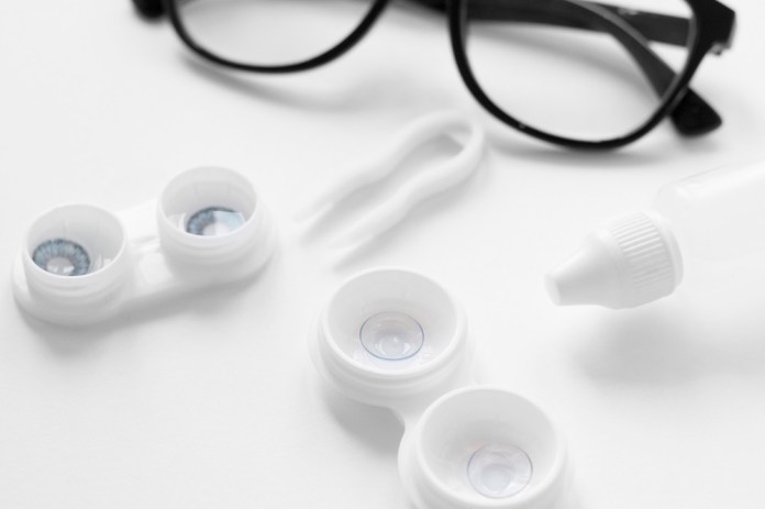 這些東西不能私自販售 最高可罰100萬 54 high angle eye care products