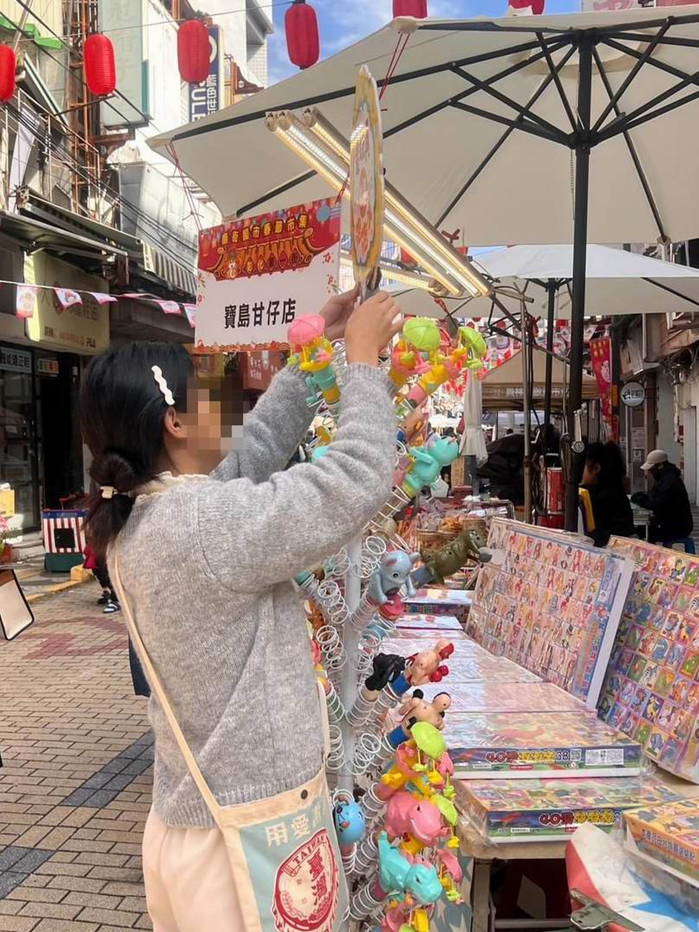 彰化市高二女生打工賺學費不幸遭竊 1萬7千元被竊 - https://www.watchmedia01.com