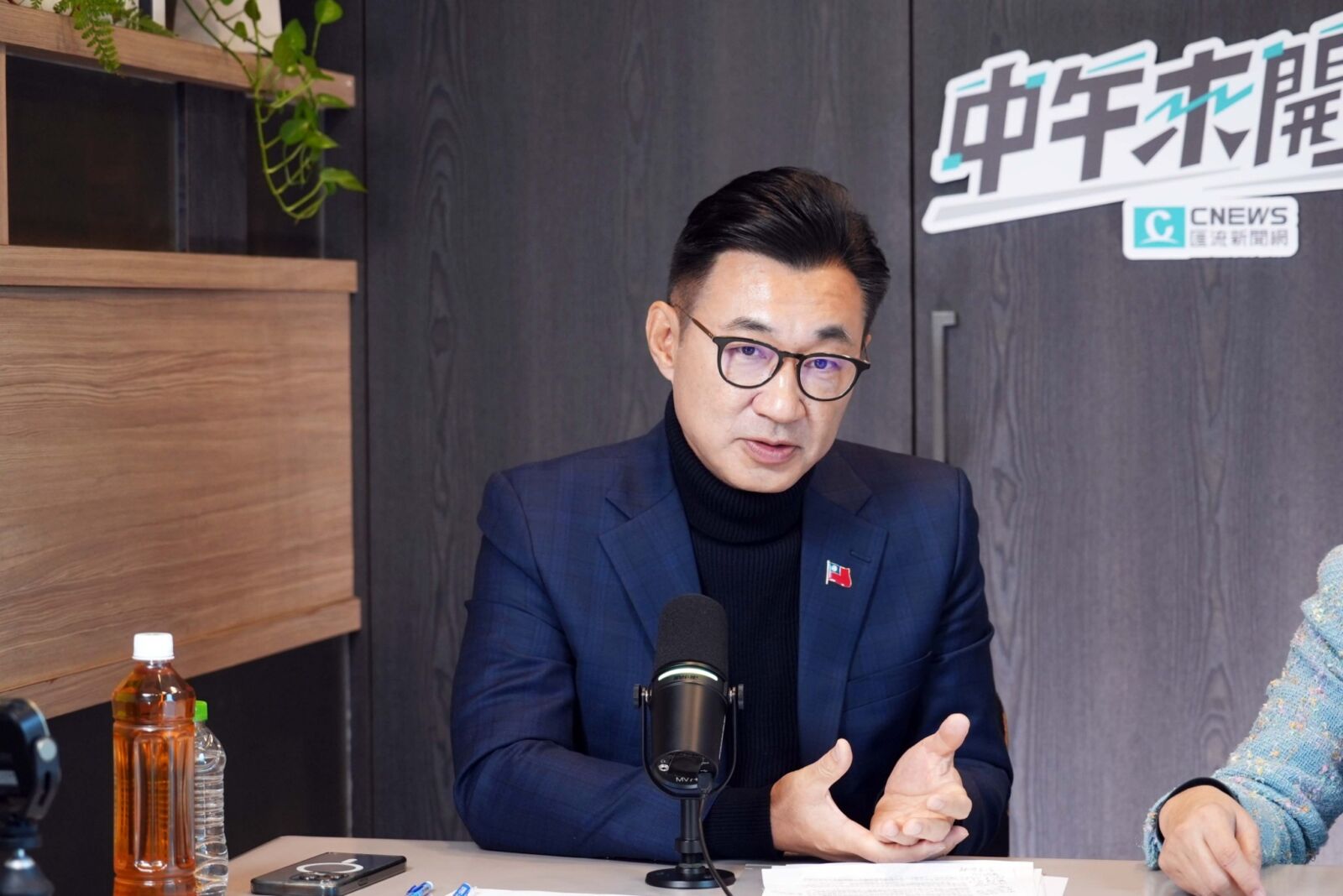 中午來開匯／主持總預算表決遭批狀況外　江啟臣：按議事規則尊重每位委員提案 199