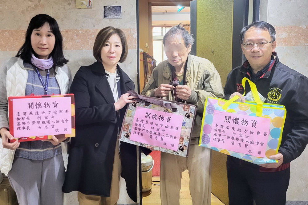 散播溫暖 基檢社勞人助社區獨居老人清理家園 168 散播溫暖 基檢社勞人助社區獨居老人清理家園 167