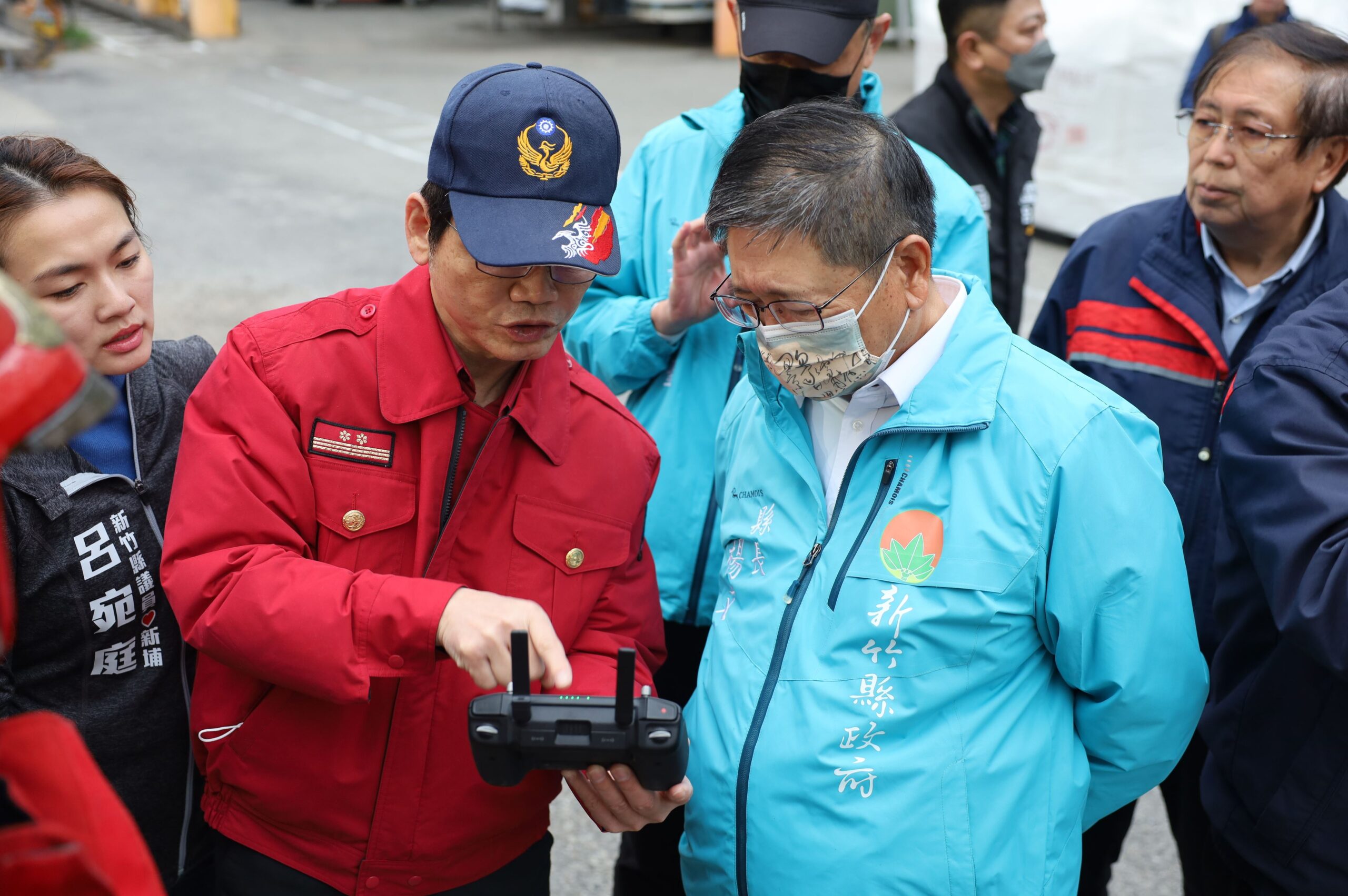 遠東新埔廠火警釀2死19傷 縣長楊文科赴現場關切救災進度