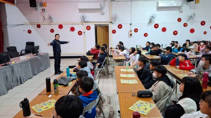 開學前夕強化安全知識 大園警傳授學童自保觀念 62 327036 0