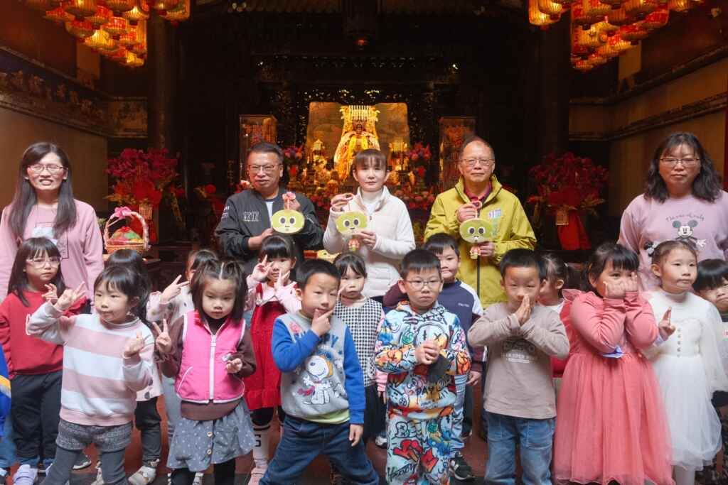 西螺福興宮每年元宵節舉辦熱鬧的踩街活動。(記者廖承恩翻攝)