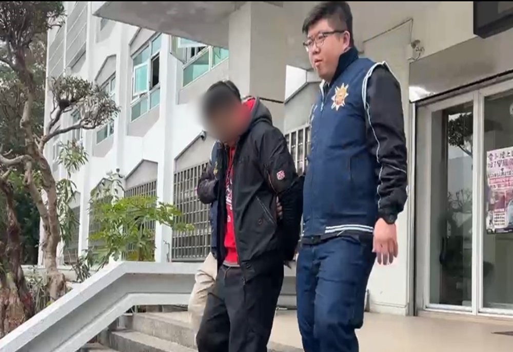 詐團亂槍打鳥 警呼籲民眾勿隨意操作ATM轉帳 214 248250207a07