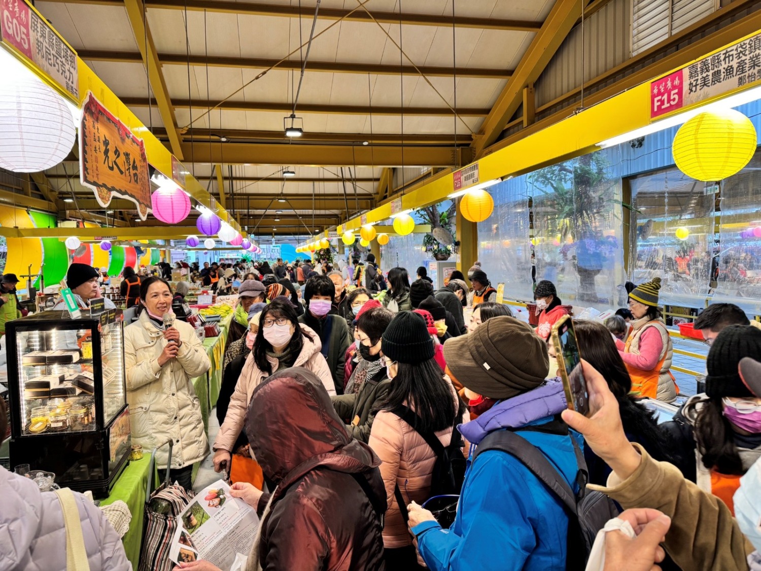 屏東好物前進台北市希望廣場  優質蓮霧、蜜棗邀民眾品嚐