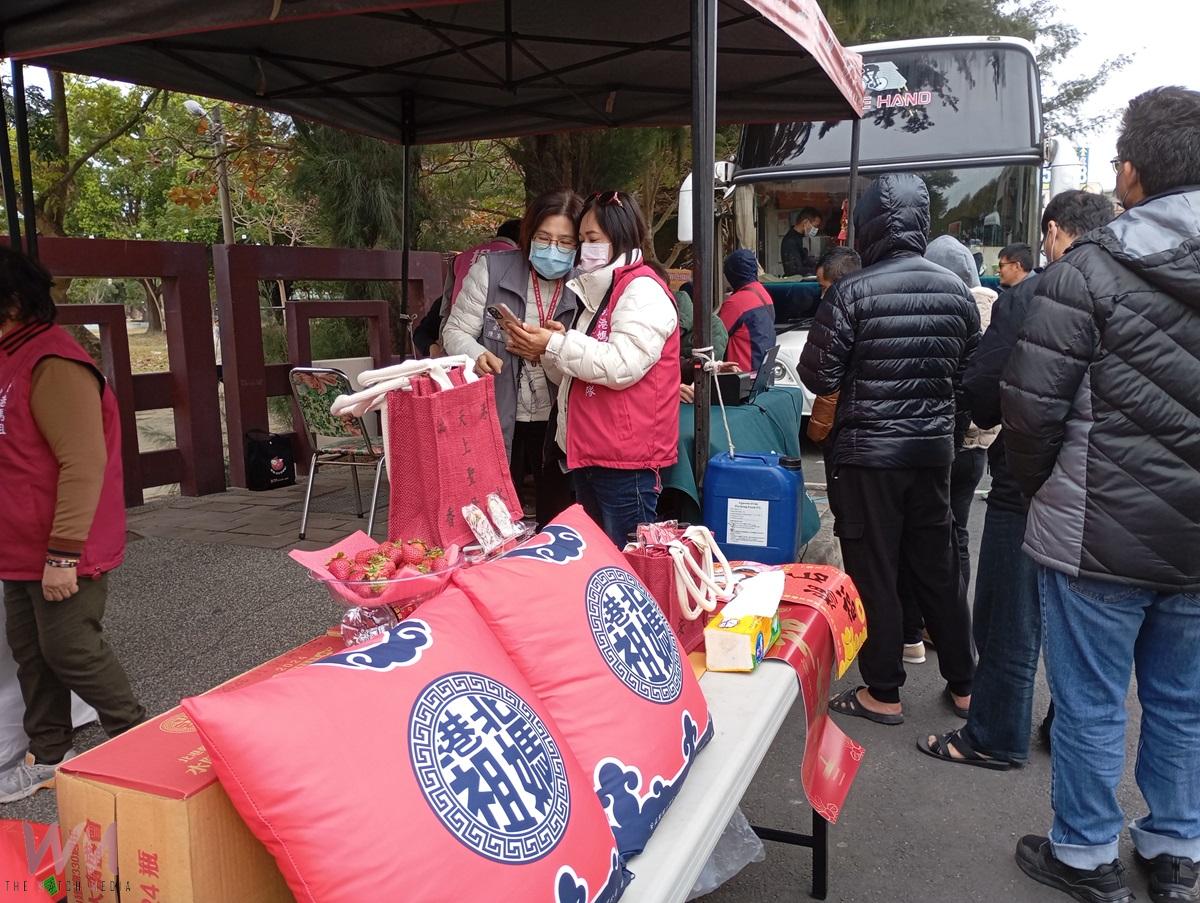 (有影片)/北港愛心捐血8日盛大舉行!熱血助人送限量媽祖抱枕、千順將軍鑰匙圈 民眾熱情響應 - https://www.watchmedia01.com