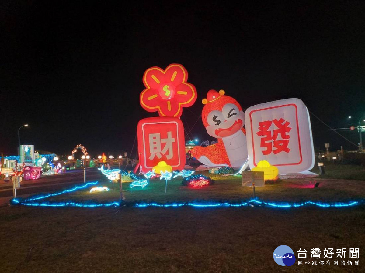 水里鄉入口公園花燈，12日的鬧元宵活動歡迎參與。