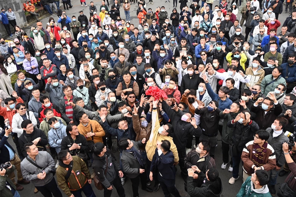 ▲嘉義市大福興宮月老祖廟辦招親，吸引報名爭得繡球覓良緣。（圖/嘉義市政府提供）