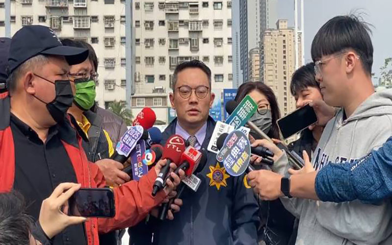 ▲刑警大隊大隊長鄢志豪進行案件說明。(圖/創新聞記者朱星明翻攝)