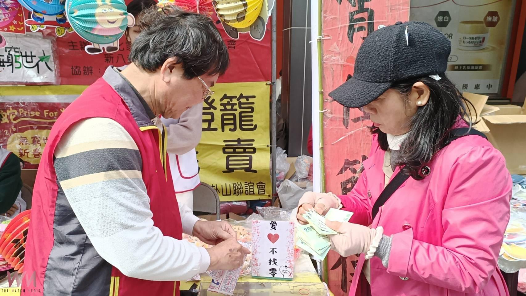 (有影片)/豪捐!愛心不間斷 神秘客18年來持續捐助彰化家扶 - https://www.watchmedia01.com