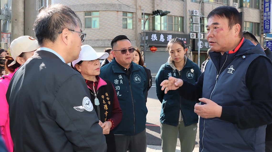 頭份市建國路與文化街32巷路口交通瓶頸 鍾東錦會勘研擬解決方案