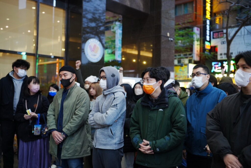 寒風刺骨也無法抵擋讀者滿滿的熱情