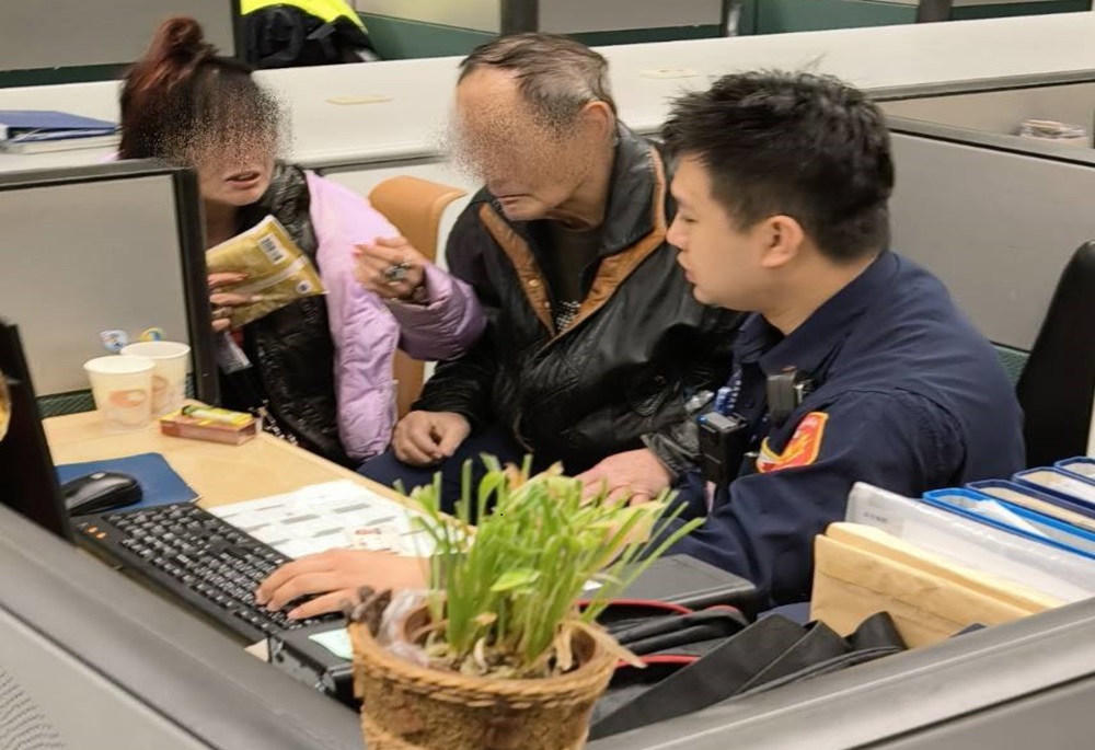 失智翁迷航忘返家 保大警伸援熱薑茶暖心 249 248250210a05