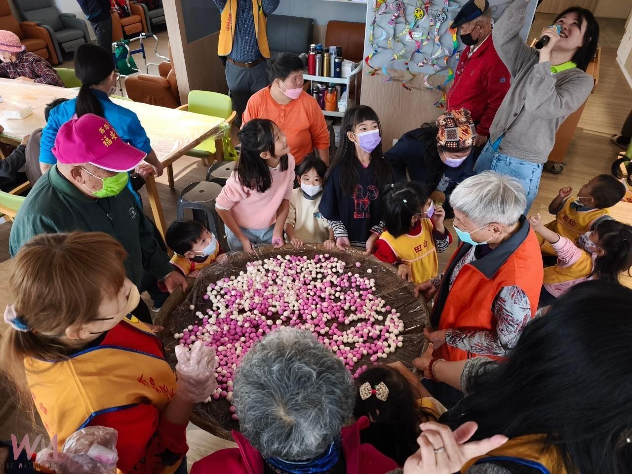 (有影片)/祖孫共慶元宵!田中秀和苑「老幼共學」傳遞溫暖與歡笑 - https://www.watchmedia01.com