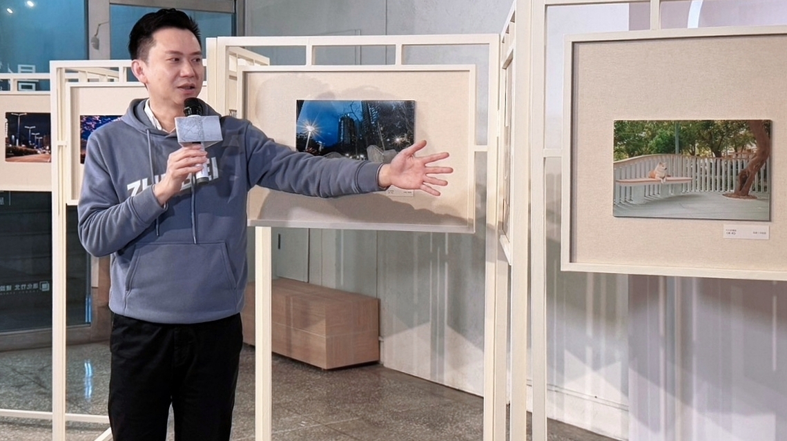 鄭朝方再次「打開公所」 「影平方」竹北攝影展即日起至3/11展出
